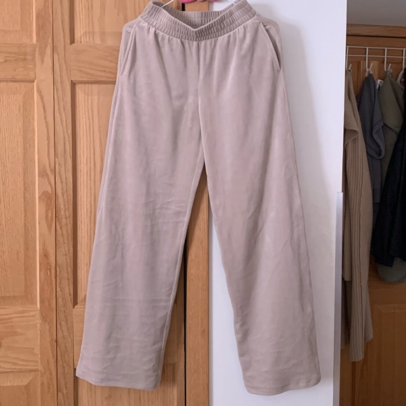 Forever 21 Pants - Forever 21 Pants